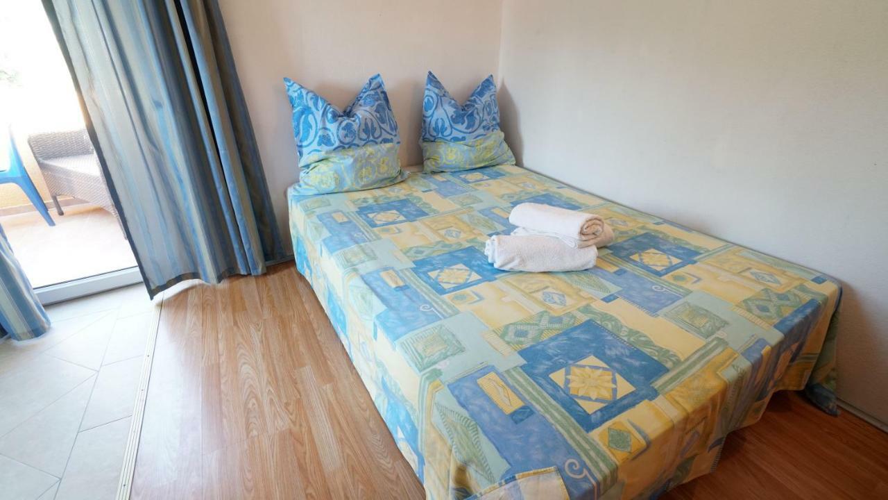Guest House Sandra Tisno Esterno foto